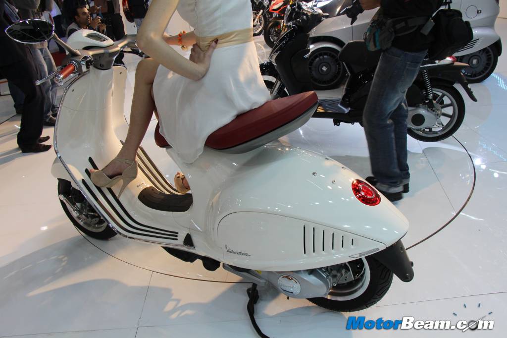 Vespa-Auto-Expo