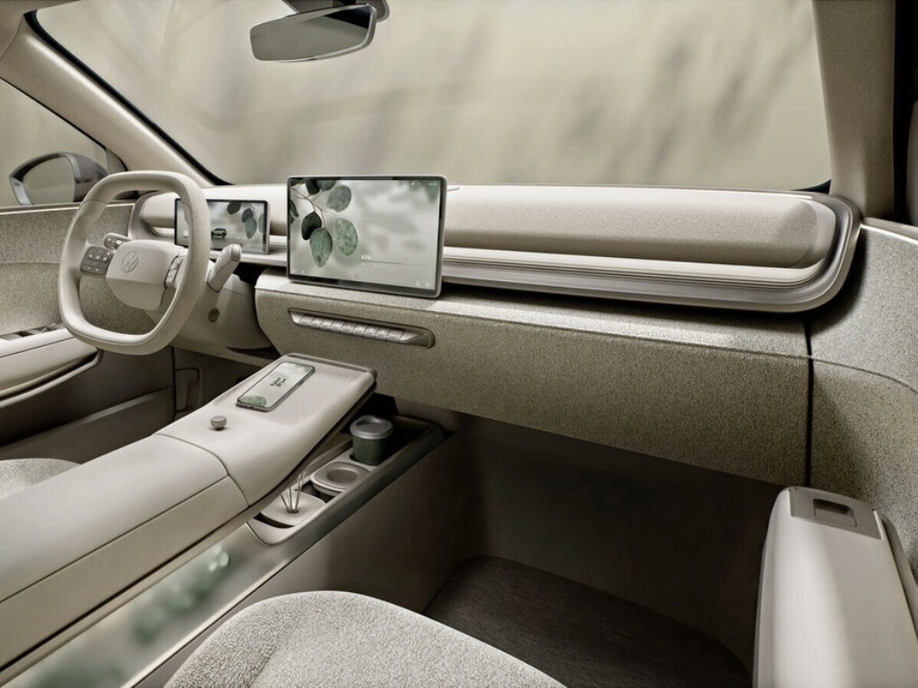 Volkswagen ID Cross interior