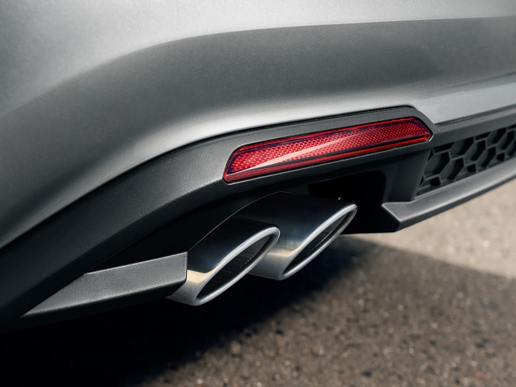 Volkswagen Polo GT Sedan Dual Exhaust