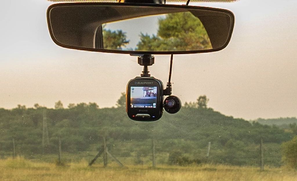 Volkswagen Taigun Trail Edition Dash Cam