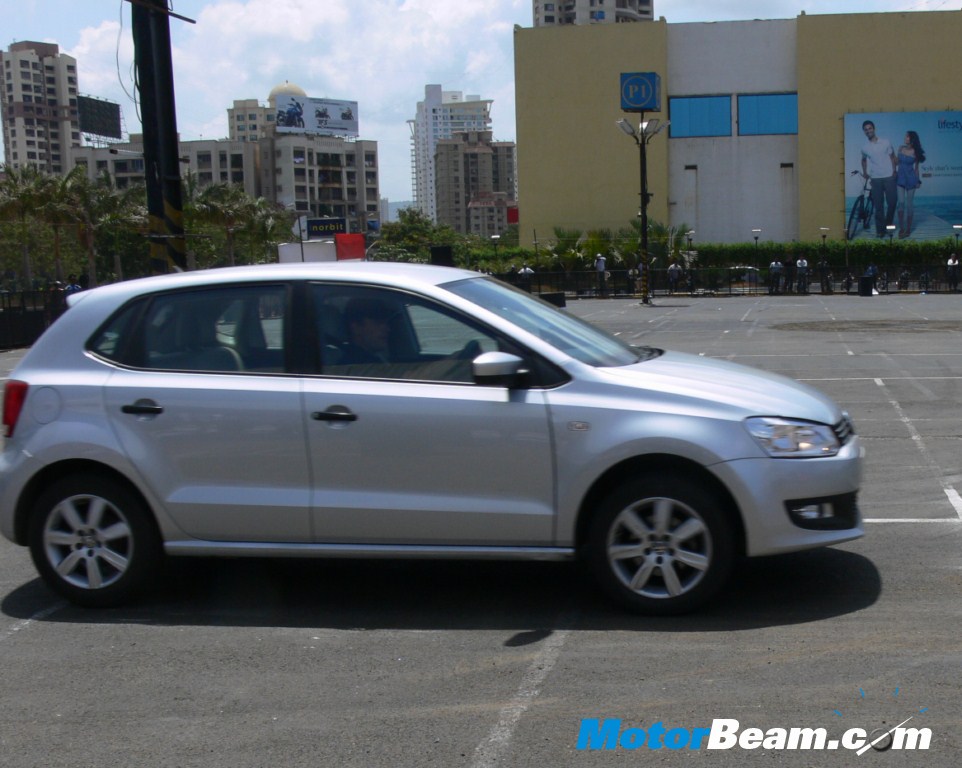 Volkswagen_Polo_360_degree_turn Volkswagen_Polo_360_degree_turn