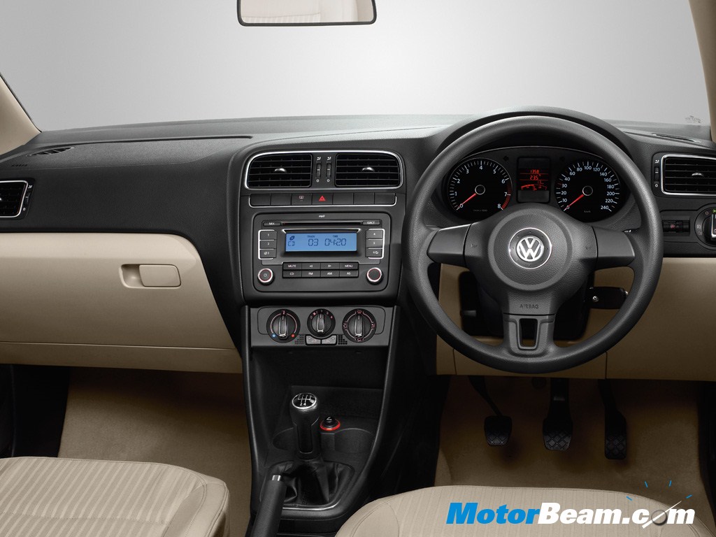 Volkswagen_Polo_Interior