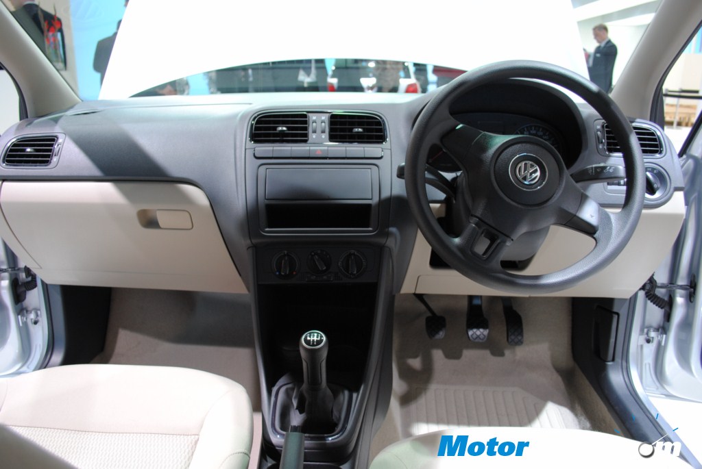 Volkswagen_Polo_Trendline_Interior