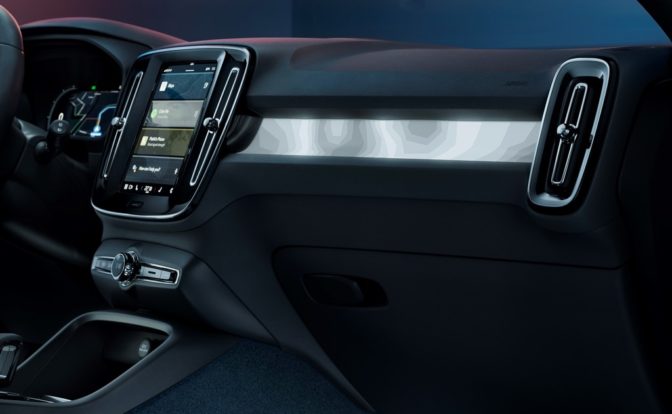 Volvo C40 Recharge Dashboard