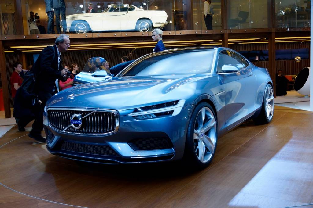 Volvo Concept Coupe Live