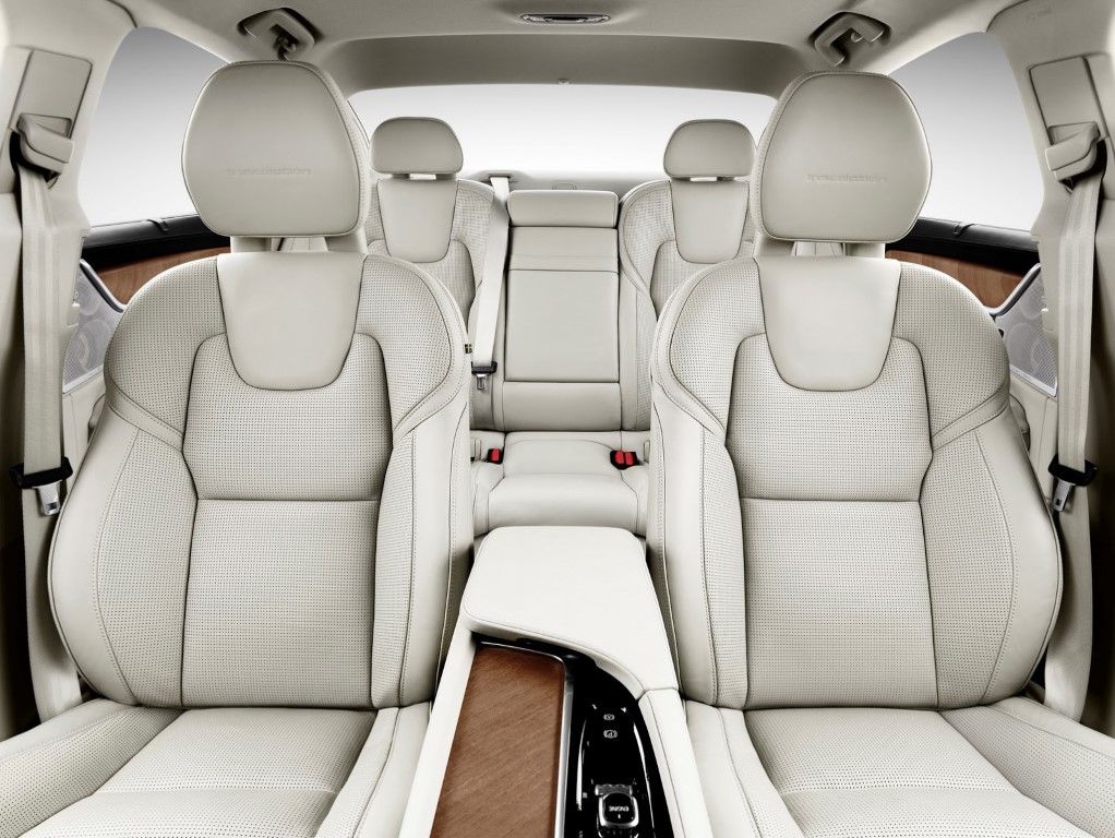 Volvo S90 Interiors