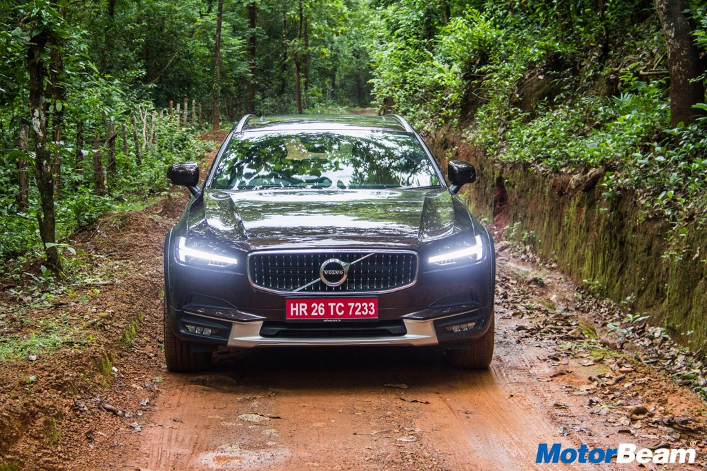 Volvo V90 Cross Country Front