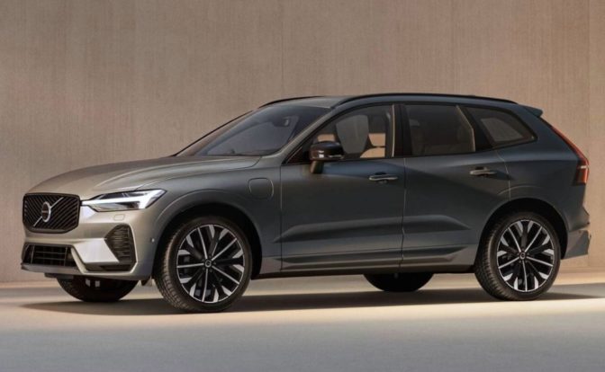 Volvo XC60 front
