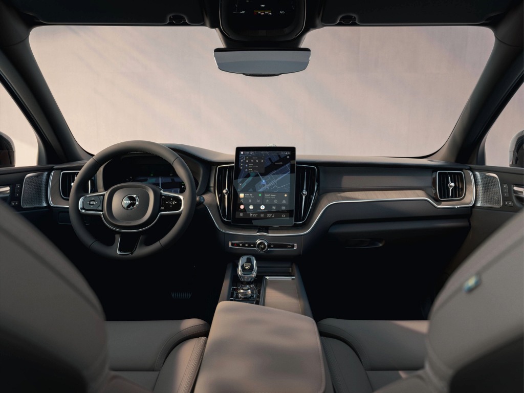 Volvo XC60 interior
