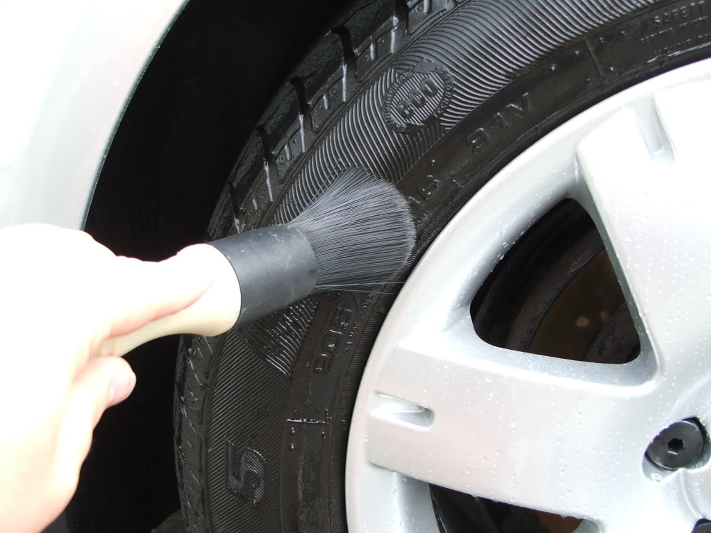 Wash Your Tyres