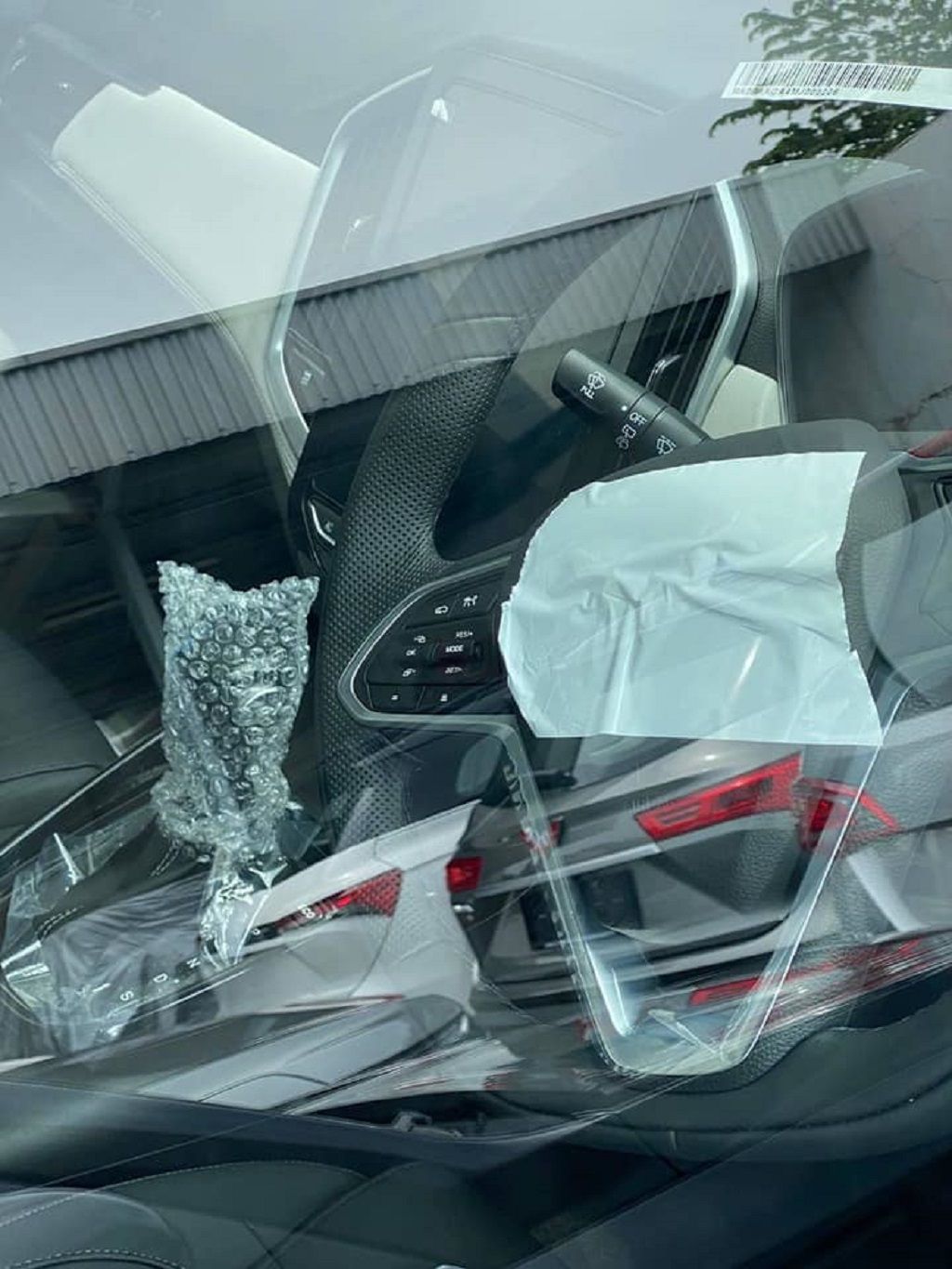Wuling Almaz RS Interior