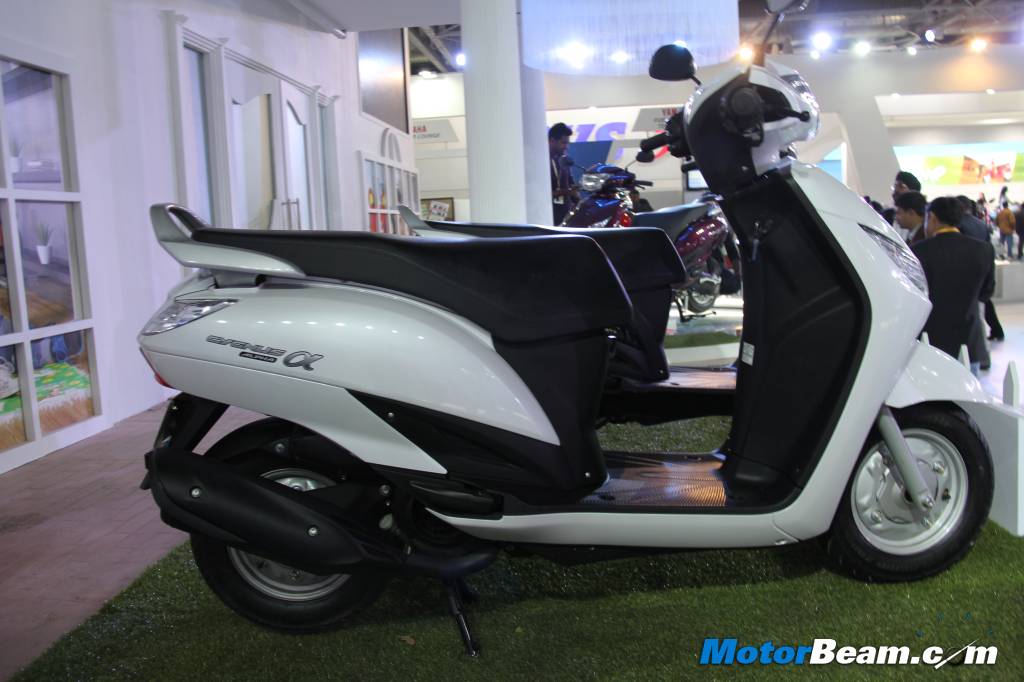 Yamaha Alpha Side