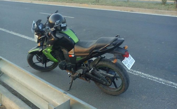 Yamaha FZ-S Modified