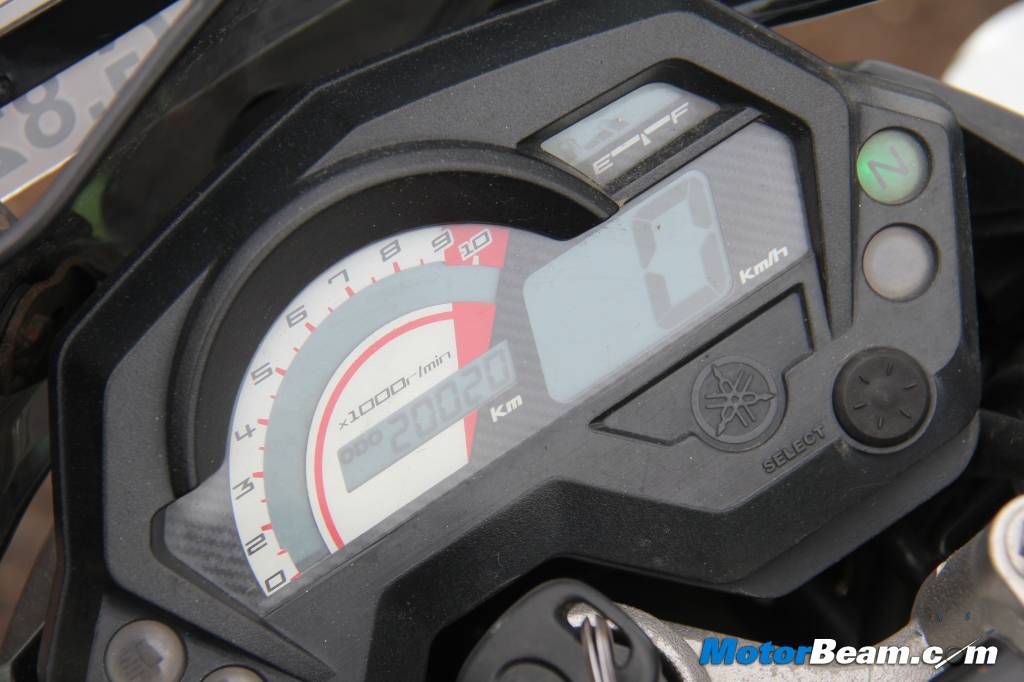 Yamaha FZ V1 vs FZ-S FI V2