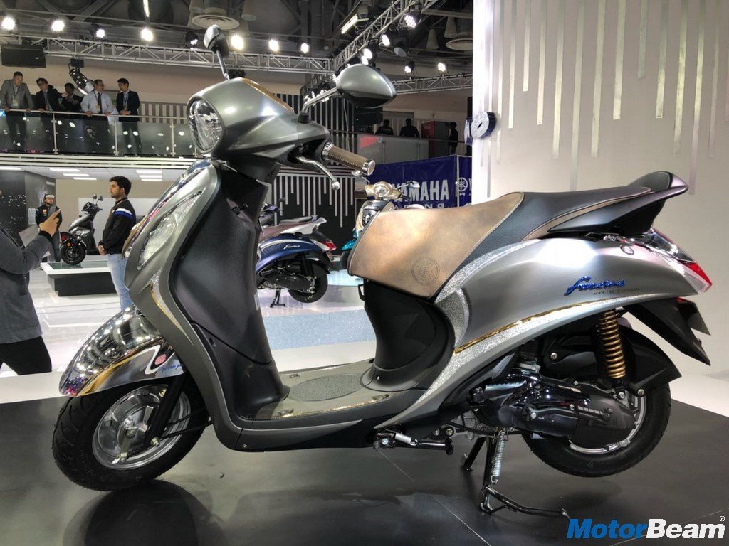 Yamaha Fascino Special Edition 4