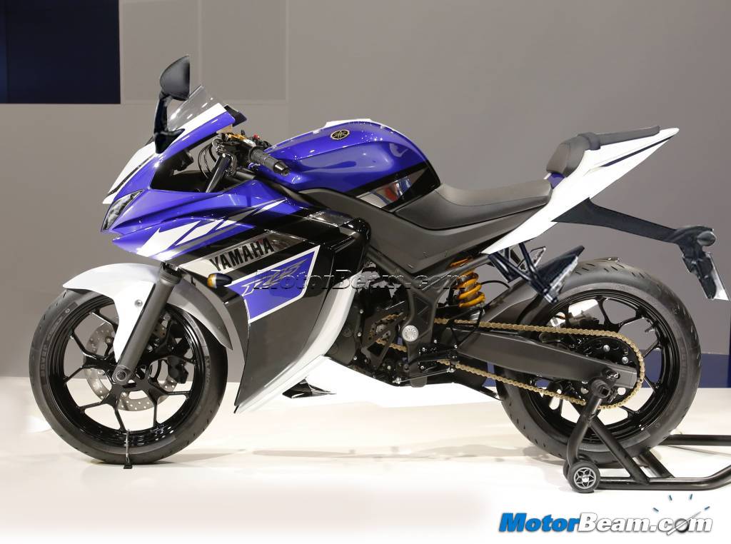Yamaha R25 Production