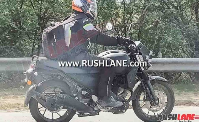 Yamaha XSR250 Spotted