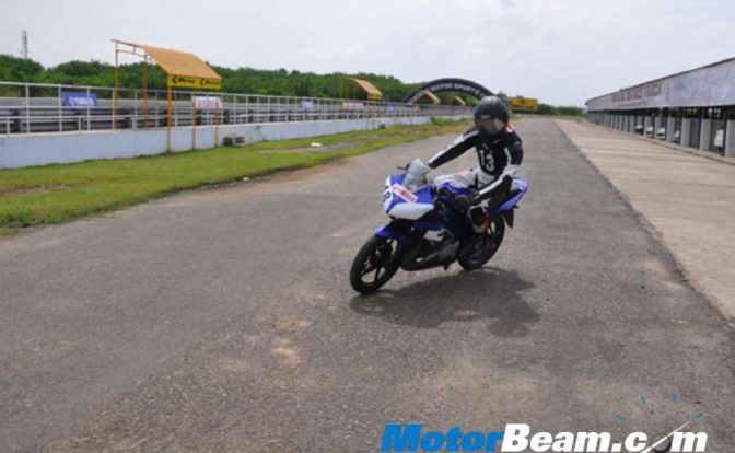 Yamaha_R15_Chennai_Track
