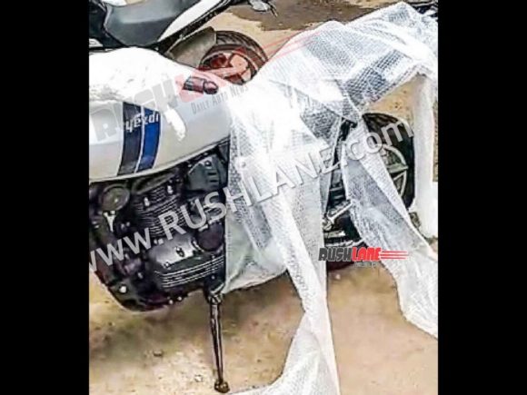 Yezdi Roadking ADV Spotted