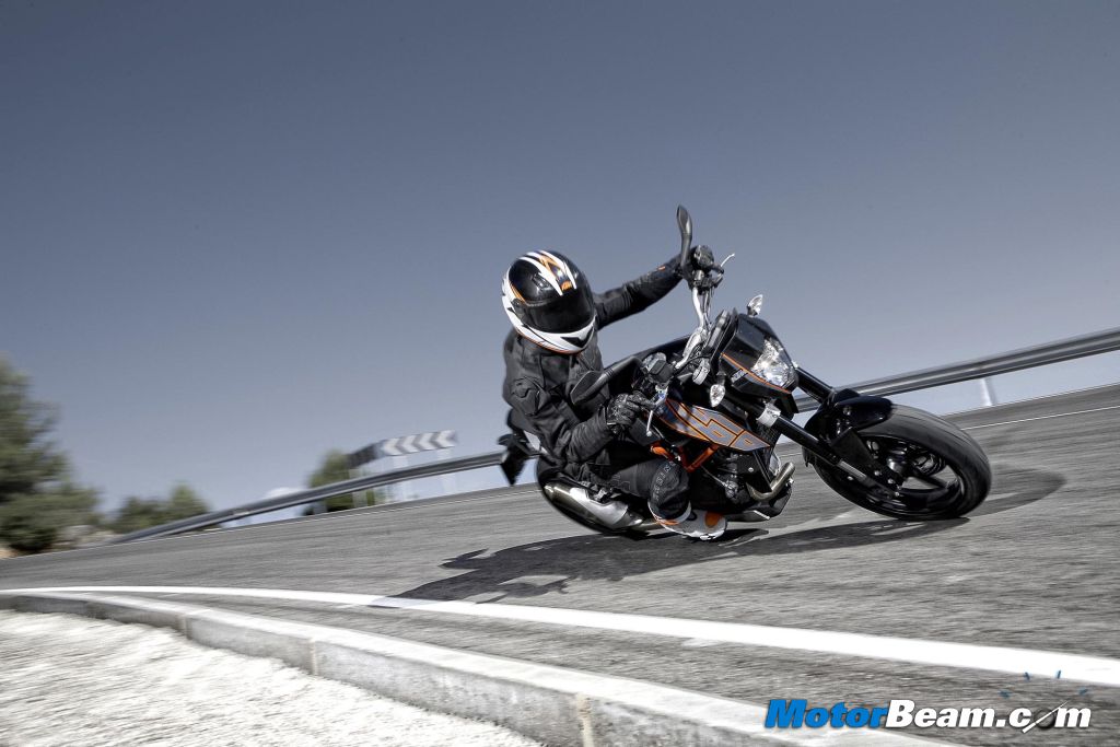 KTM 690 Duke Handling
