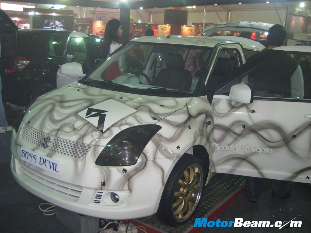rockford_fosgate_maruti_swift