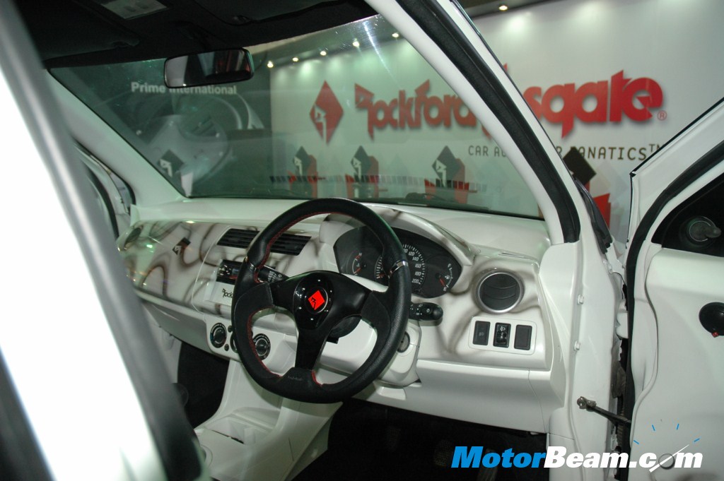 rockford_fosgate_swift_interior