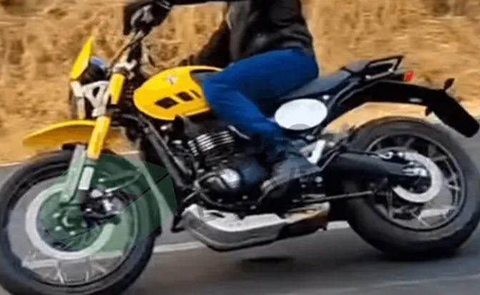 Triumph Scrambler 400 XC Side